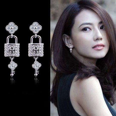 flower × key pierce