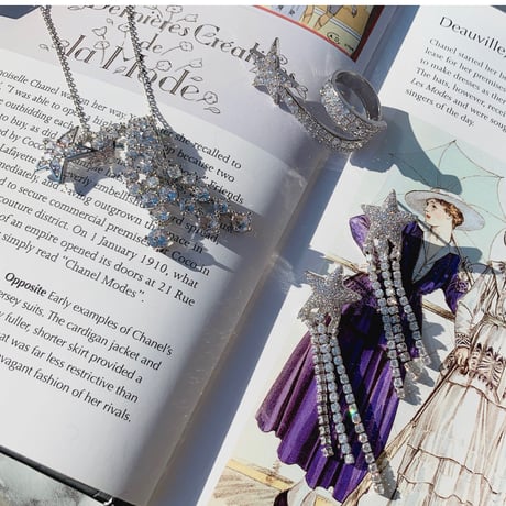 shooting star stone fringe pierce