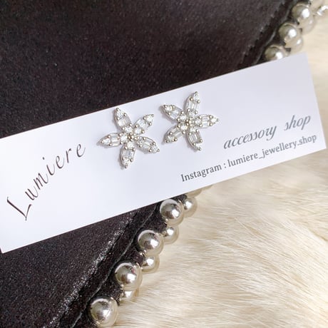 flower zirconia  stone  pierce