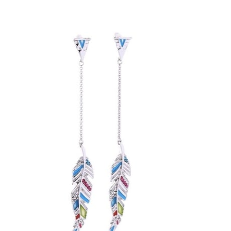 feather long pierce