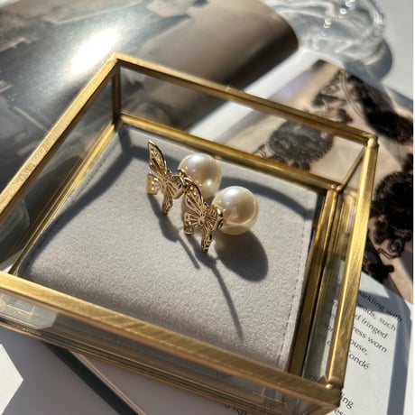 butterfly pearl catch pierce