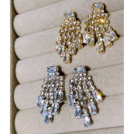 stone tassel pierce