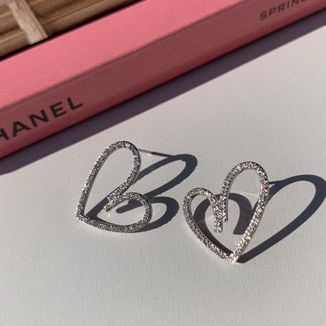 silver heart stone pierce