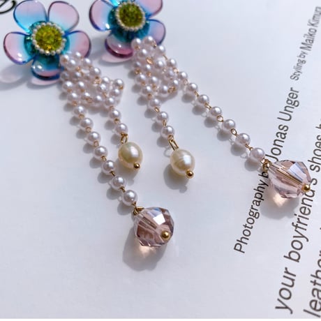 clear flower × long pearl pierce