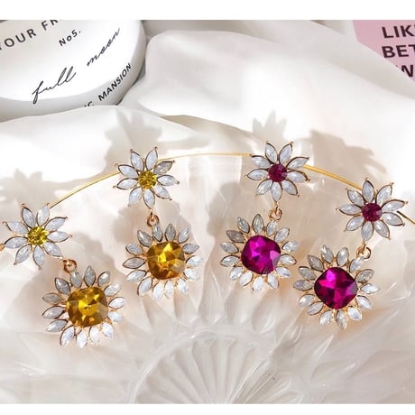 sunflower bijou pierce