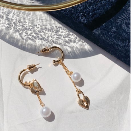 heart key  pearl asymmetry pierce