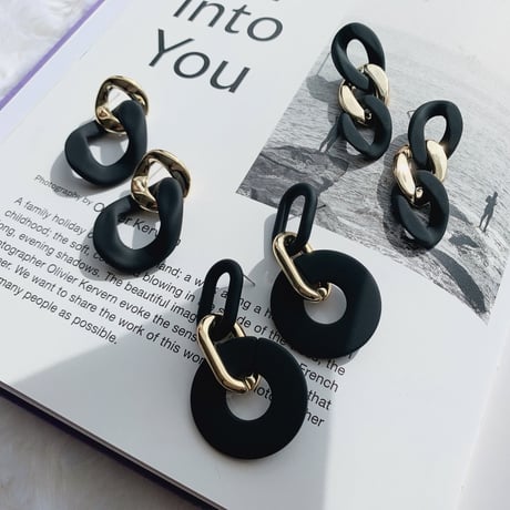mat black × gold pierce
