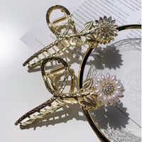 flower long hair clip