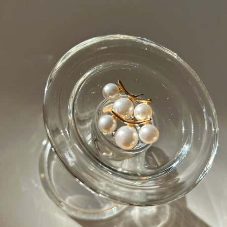 pearl simple pierce