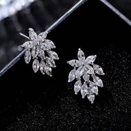 crystal  diamond pierce