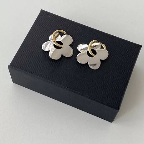 metal flower  hoop  pierce