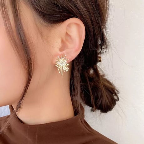 gold crystal pierce