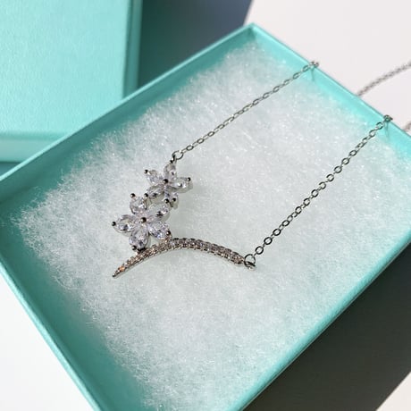 flower stone necklace
