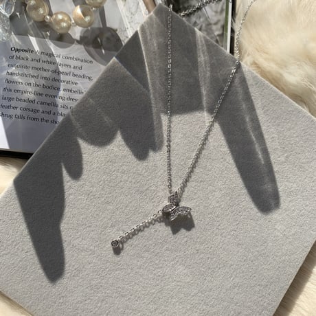 butterfly chain stone necklace