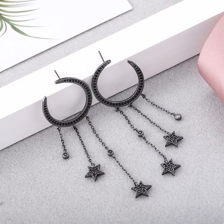 loop × star chain pierce