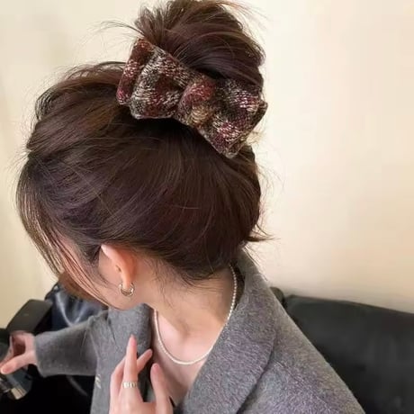 check ribbon hair clip