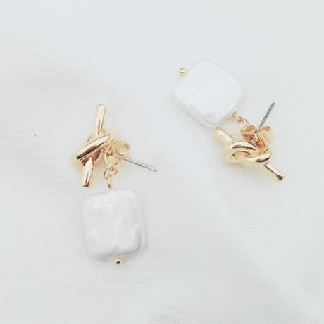 square shell pierce