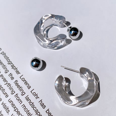 clear × silver ball catch pierce
