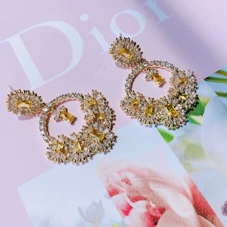 flower topaz stone pierce