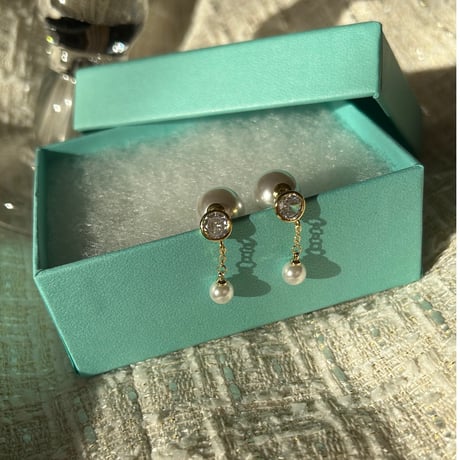 stone chain pearl catch pierce