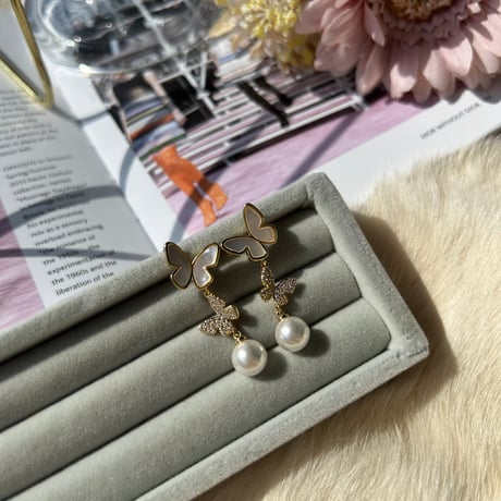 double butterfly × pearl pierce