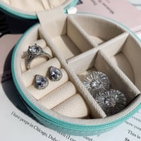 macaroon accessory case