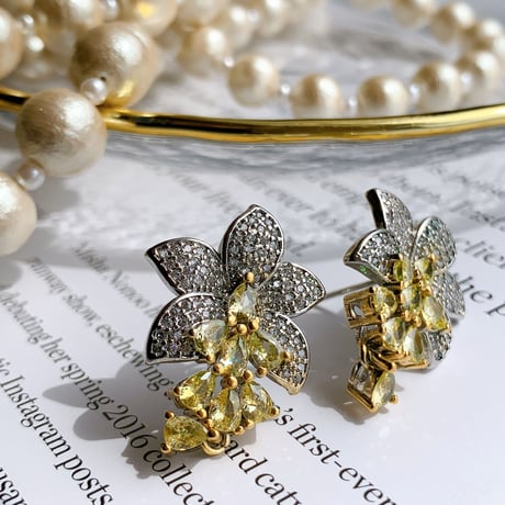 flower topaz stone  pierce