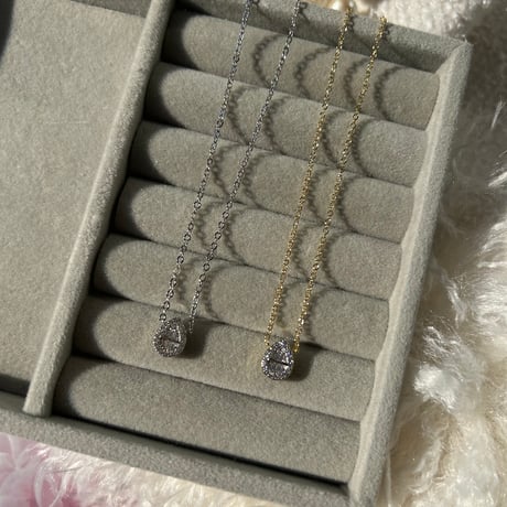 drop stone mini necklace