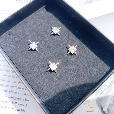 studs × square stone pierce