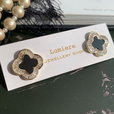 black flower stone pierce