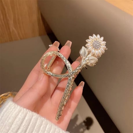 flower long hair clip