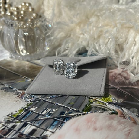 square stone gorgeous pierce