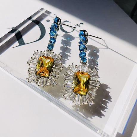 flower stone jewelry pierce