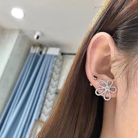 flower stone pierce