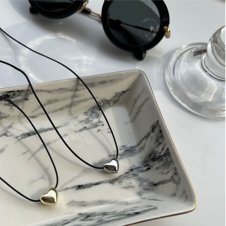 metal heart choker necklace