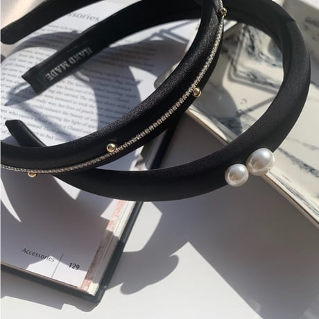 black hair band