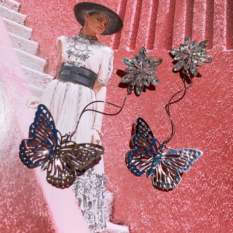 crystal × butterfly curve long pierce