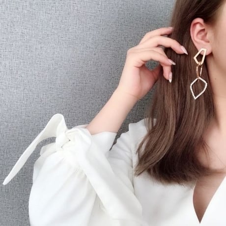 large chain pierce