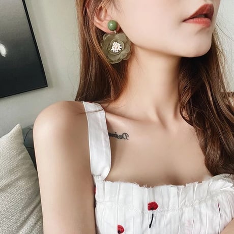 race flower pierce