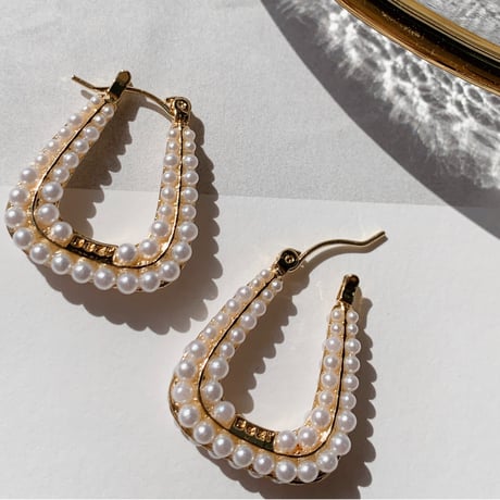 pearl square hoop pierce