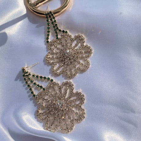 flower kirakira  big  pierce