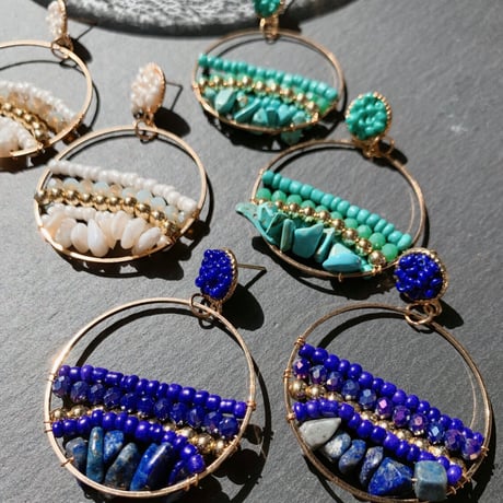 natural ston × bees pierce