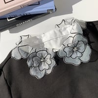 flower see-through attached collar