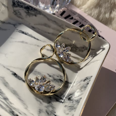 double loop bijou pierce