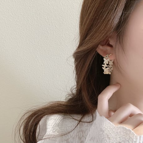 butterfly stone hoop pierce