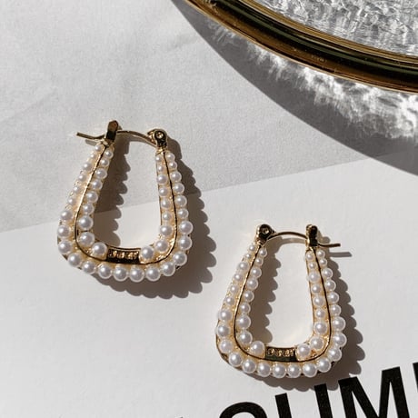 pearl square hoop pierce