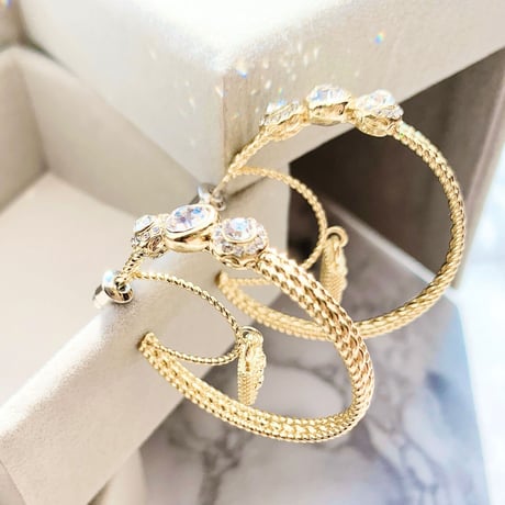 charm stone double hoop pierce