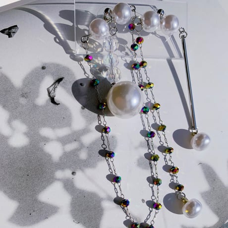 pearl stone asymmetry pierce