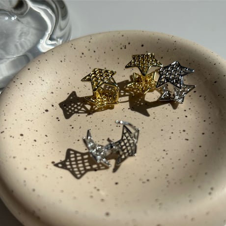mesh star pierce