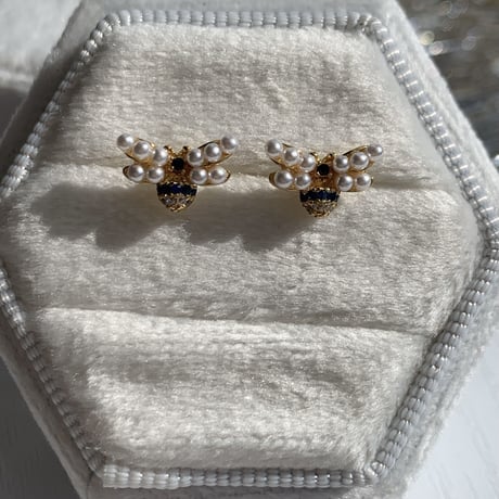 bee pearl mini pierce